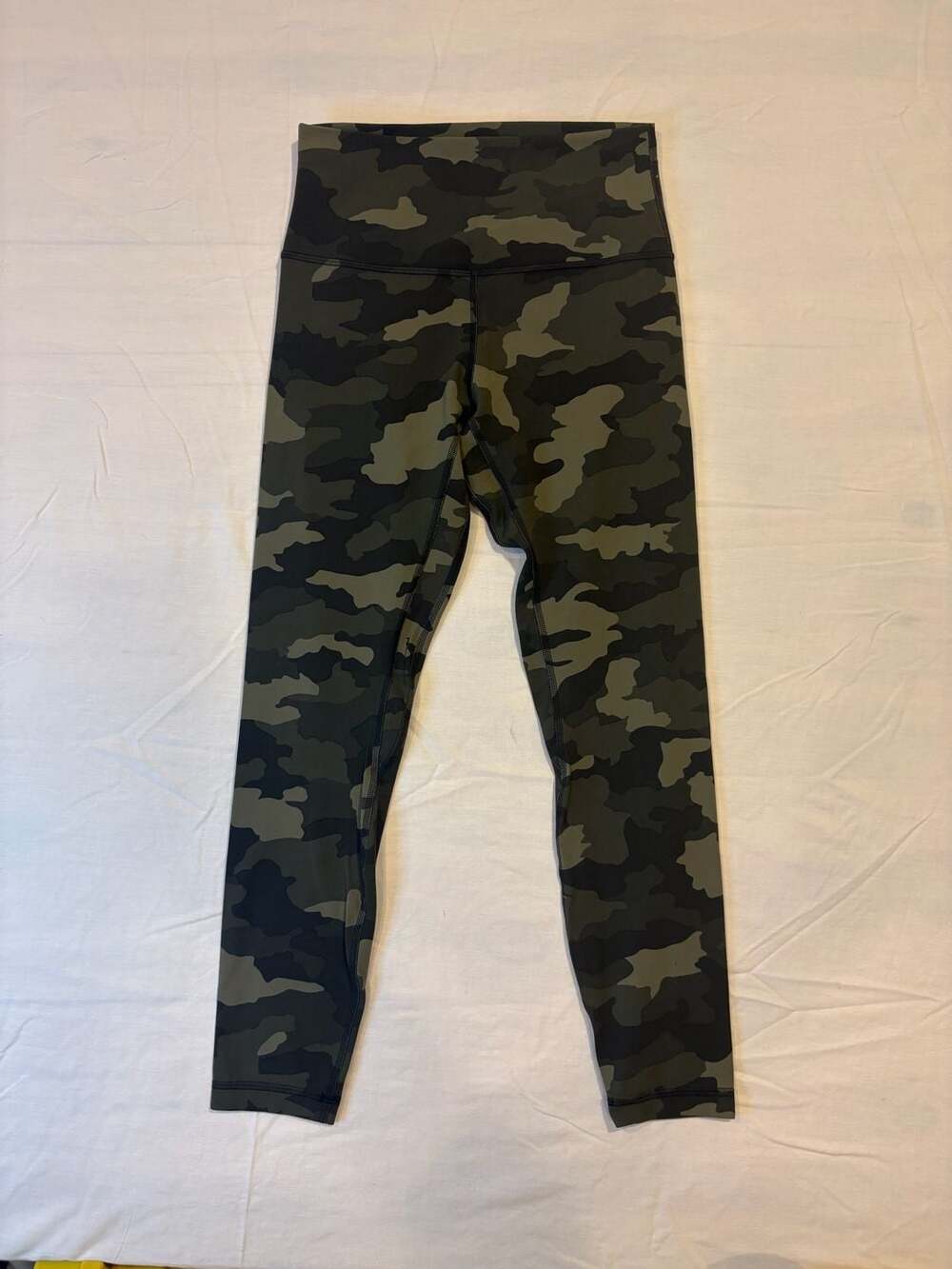 Lululemon Align High-Rise Yoga Leggings Heritage 365 Camo Medium Olive Multi